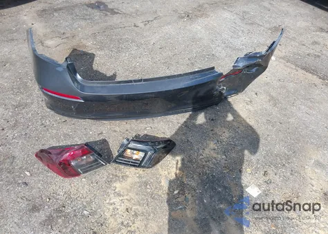 2025 Honda Civic Sport z USA, uszkodzony, nr VIN 2HGFE2F56SH552239